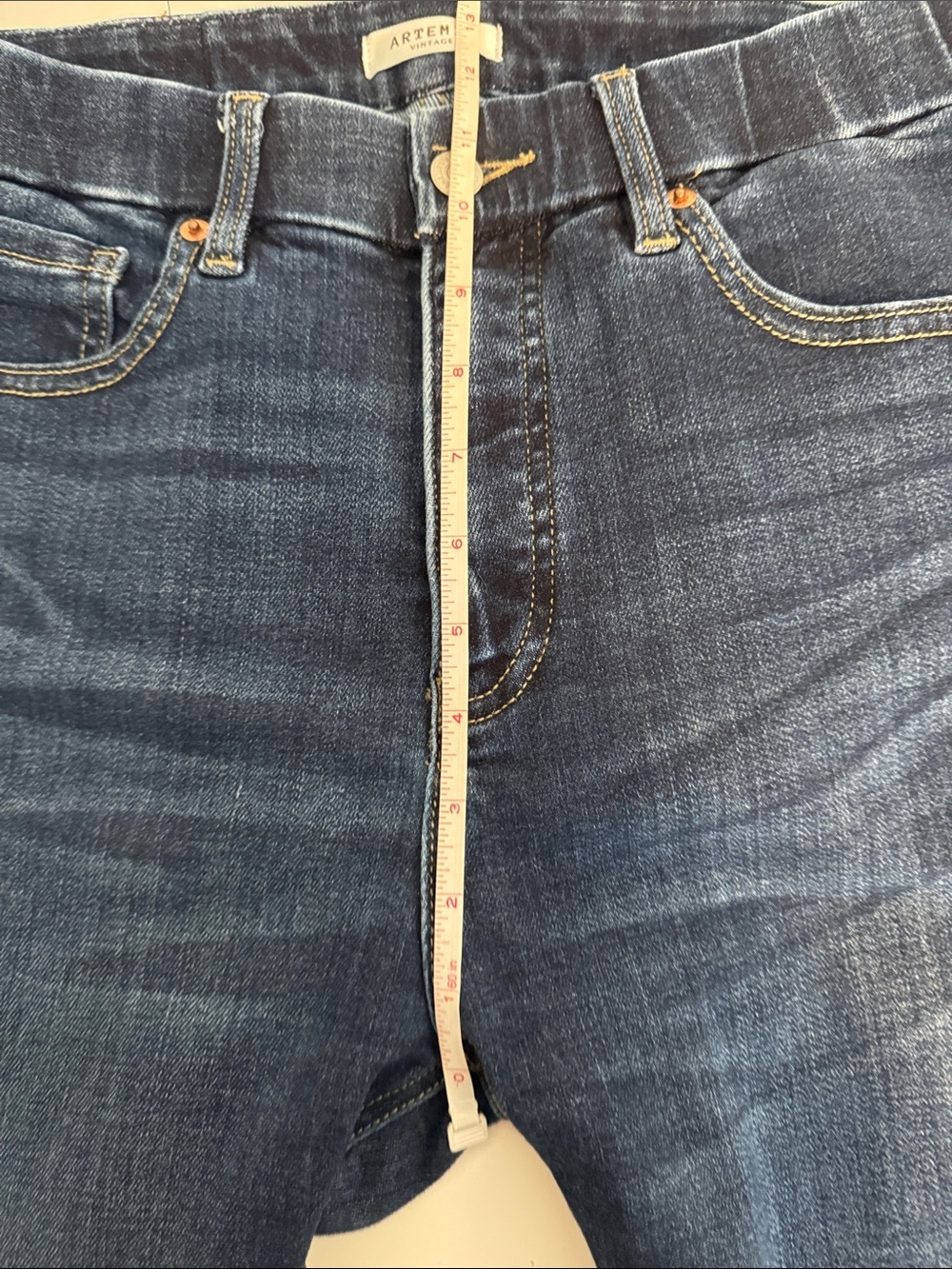 Artemis Vintage Jeans - Picture 5 of 5